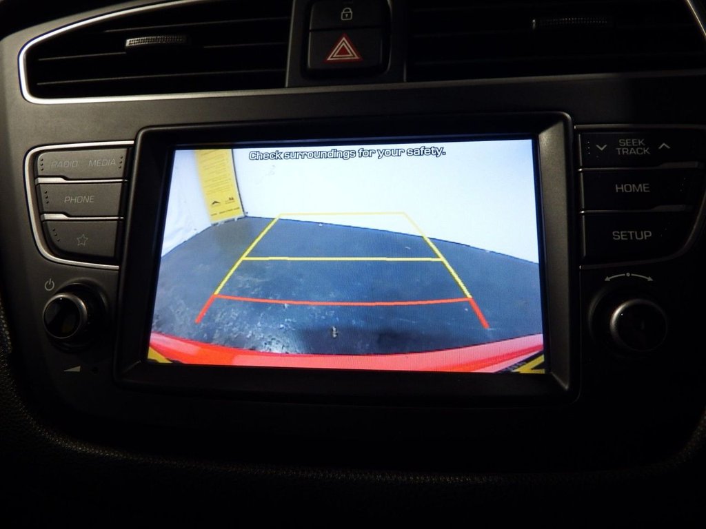 Used Hyundai i20 2018 for sale - 77936673: Photo 4