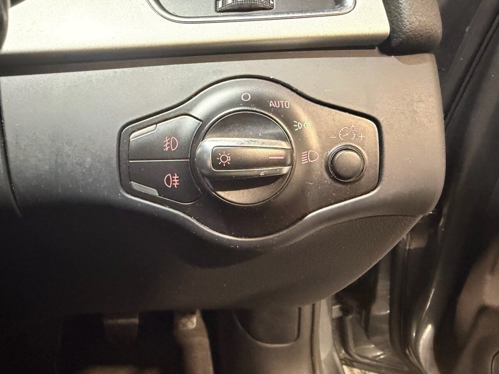 Used Audi A4 2011 for sale - 77133487: Photo 18