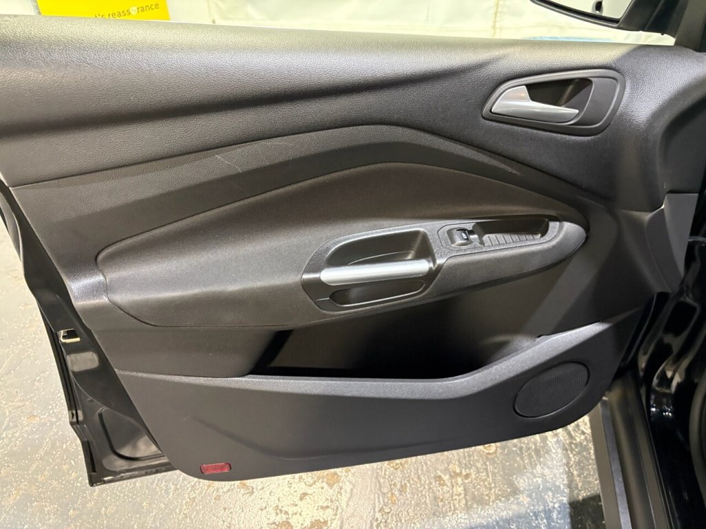 Used Ford C-Max 2015 for sale - 76751088: Photo 29