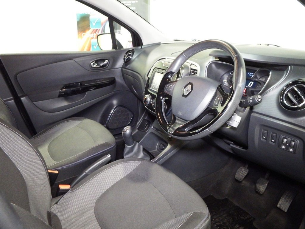 Used Renault Captur 2015 for sale - 77936470: Photo 19