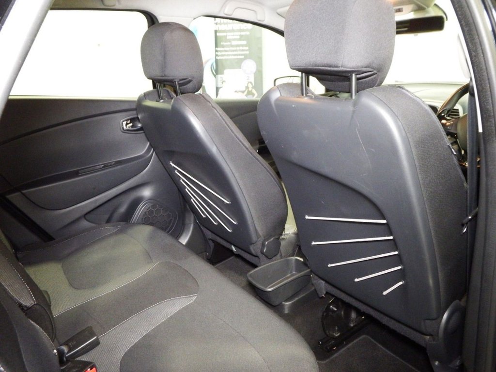 Used Renault Captur 2015 for sale - 77936470: Photo 28