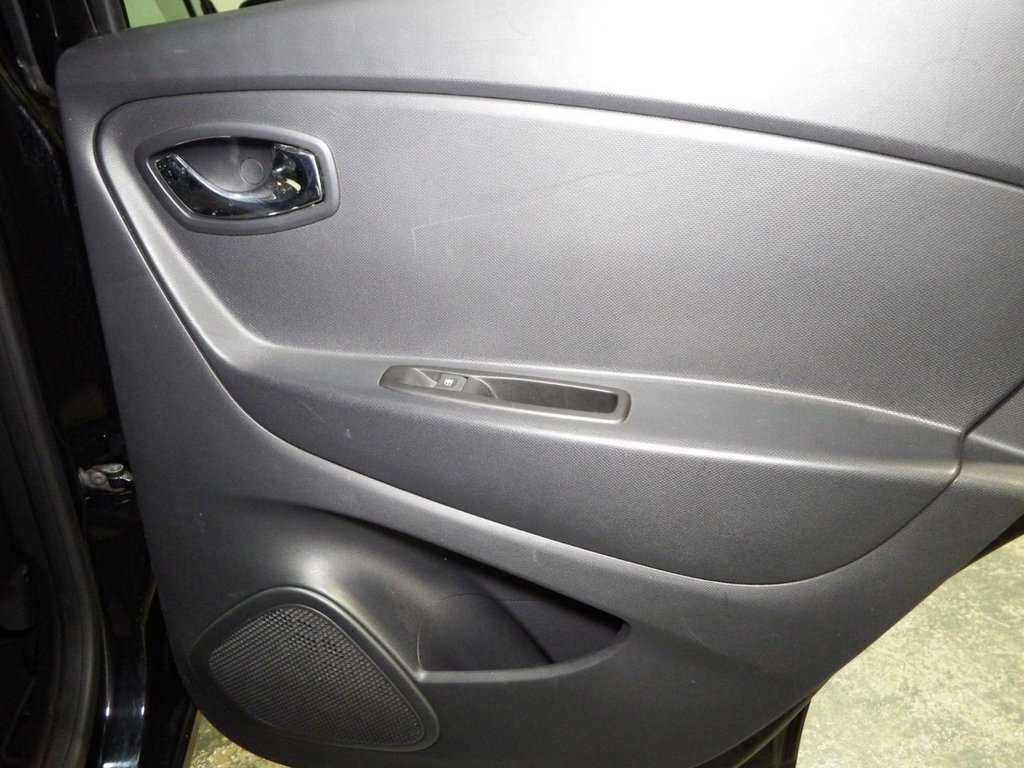 Used Renault Captur 2015 for sale - 77936470: Photo 34