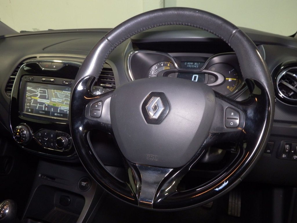 Used Renault Captur 2015 for sale - 77936470: Photo 47