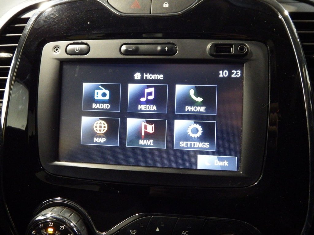 Used Renault Captur 2015 for sale - 77936470: Photo 5