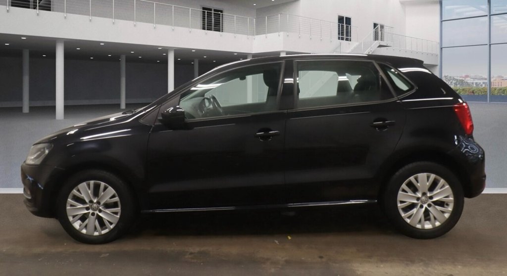 Used Volkswagen Polo 2016 for sale - 76655354: Photo 14