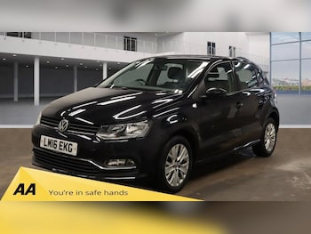 Used Volkswagen Polo 2016 for sale - 76655354: Photo