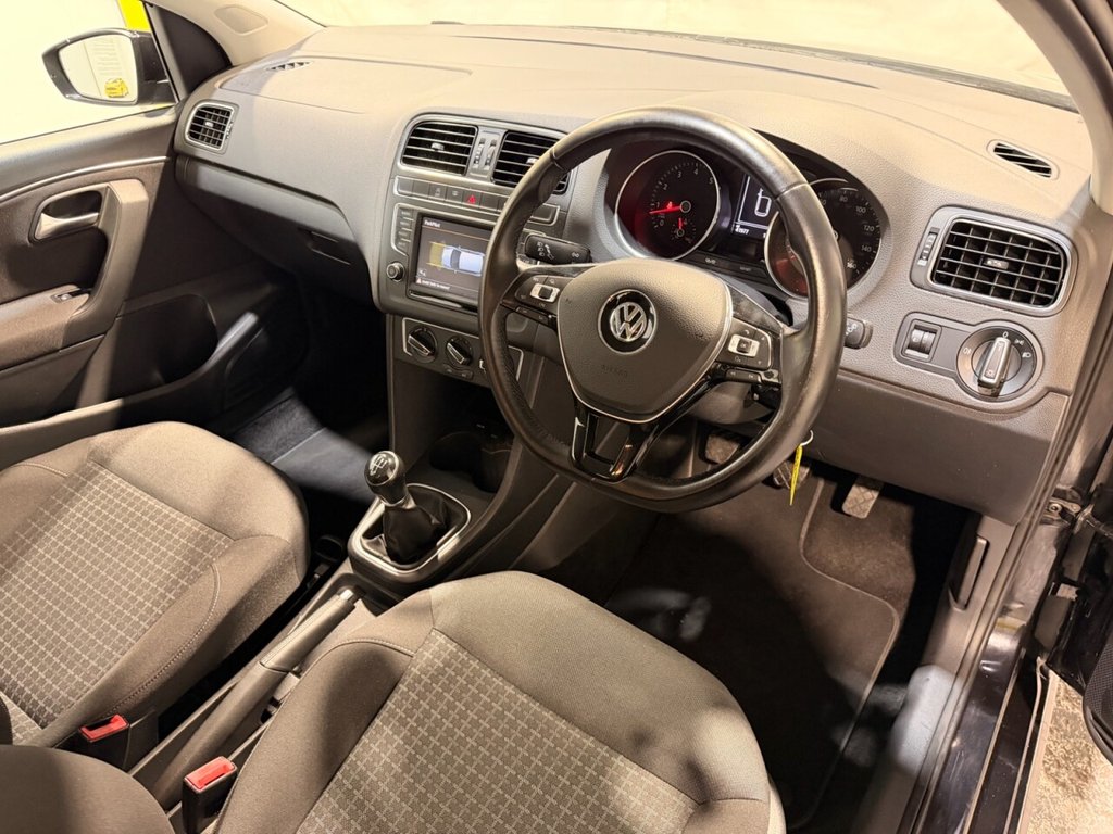 Used Volkswagen Polo 2016 for sale - 76655354: Photo 41