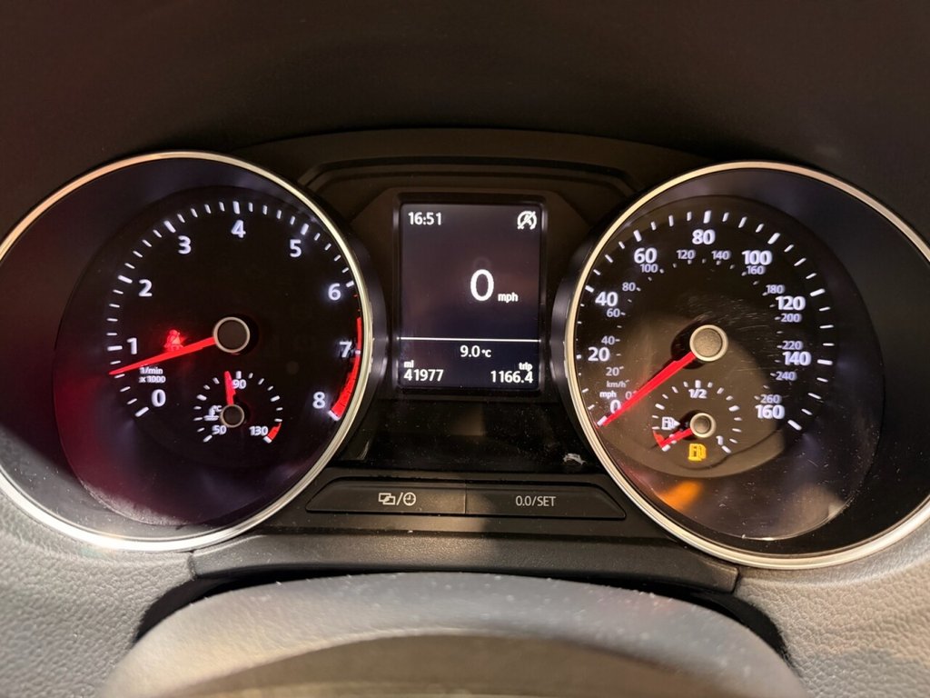 Used Volkswagen Polo 2016 for sale - 76655354: Photo 43