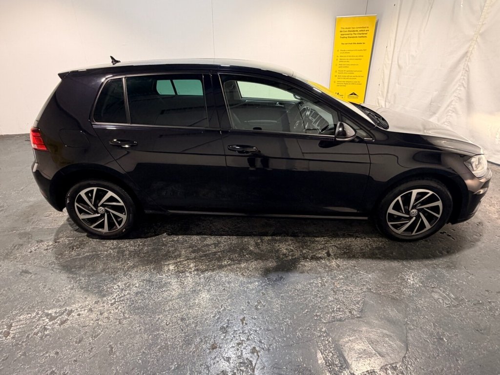 Used Volkswagen Golf 2019 for sale - 77422256: Photo 23