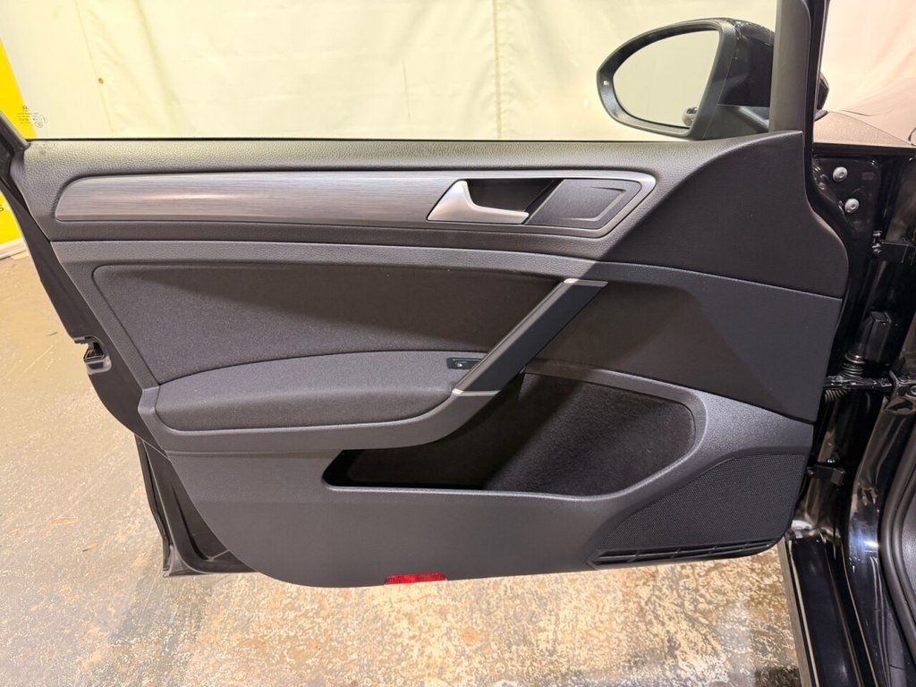 Used Volkswagen Golf 2019 for sale - 77422256: Photo 46