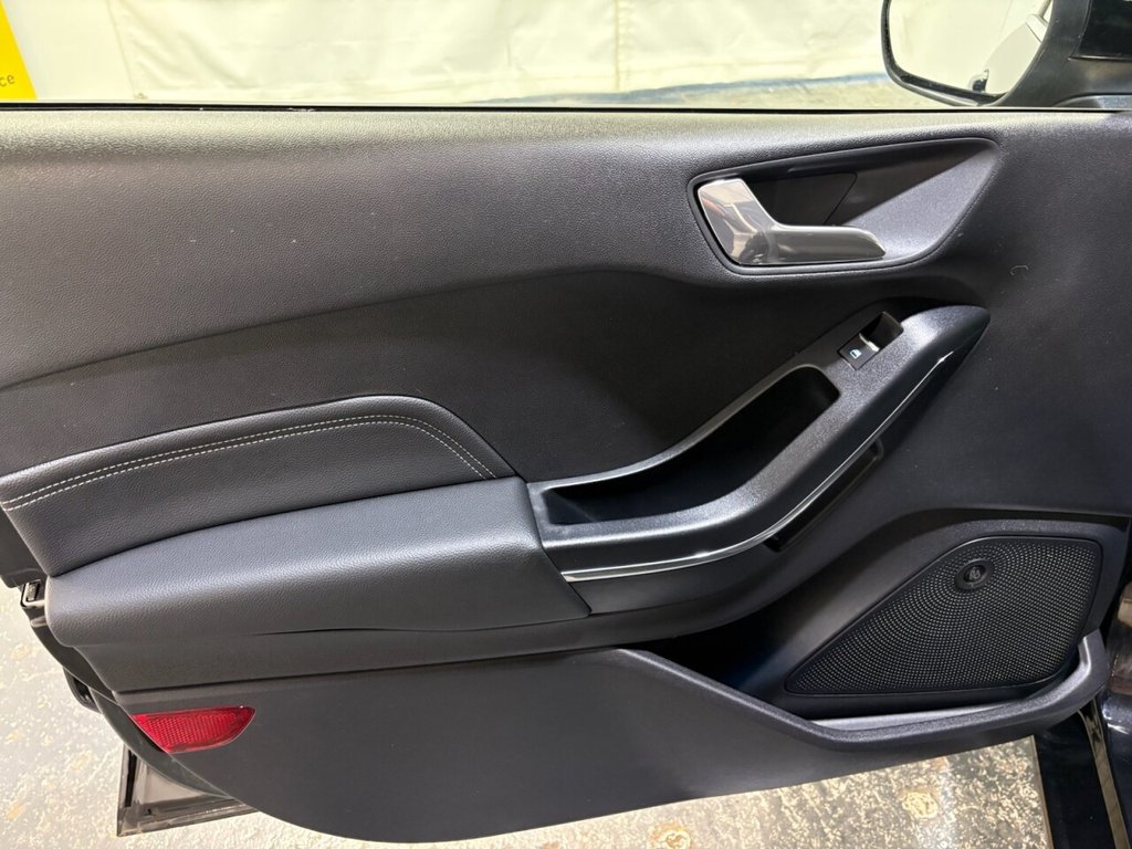 Used Ford Fiesta 2018 for sale - 76256771: Photo 43