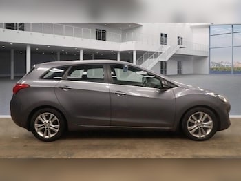 Used Hyundai i30 2013 for sale - 78331090: Photo