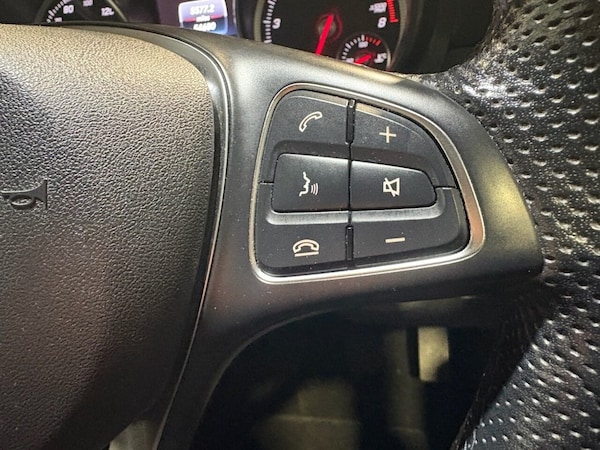 Used Mercedes-Benz GLA 2018 for sale - 76118951: Photo 32