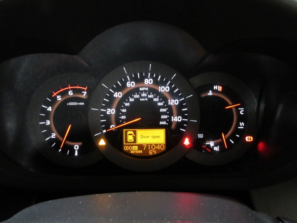 Used Toyota RAV4 2010 for sale - 76962408: Photo 21