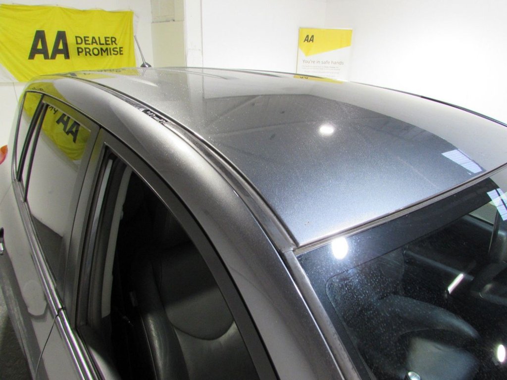 Used Toyota RAV4 2010 for sale - 76962408: Photo 22