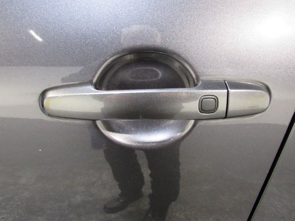 Used Toyota RAV4 2010 for sale - 76962408: Photo 45