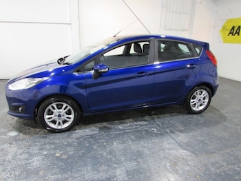 Used Ford Fiesta 2015 for sale - 76223566: Photo 2