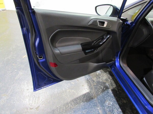 Used Ford Fiesta 2015 for sale - 76223566: Photo 36