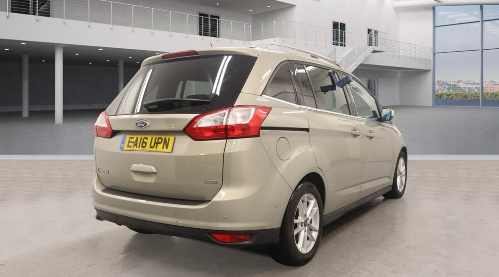 Used Ford Grand C-Max 2016 for sale - 76368247: Photo 2