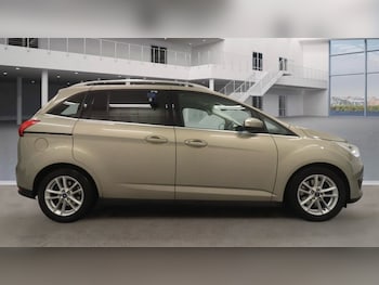 Used Ford Grand C-Max 2016 for sale - 76368247: Photo