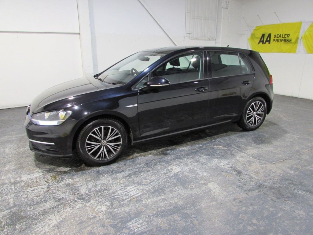 Used Volkswagen Golf 2018 for sale - 77693428: Photo 2