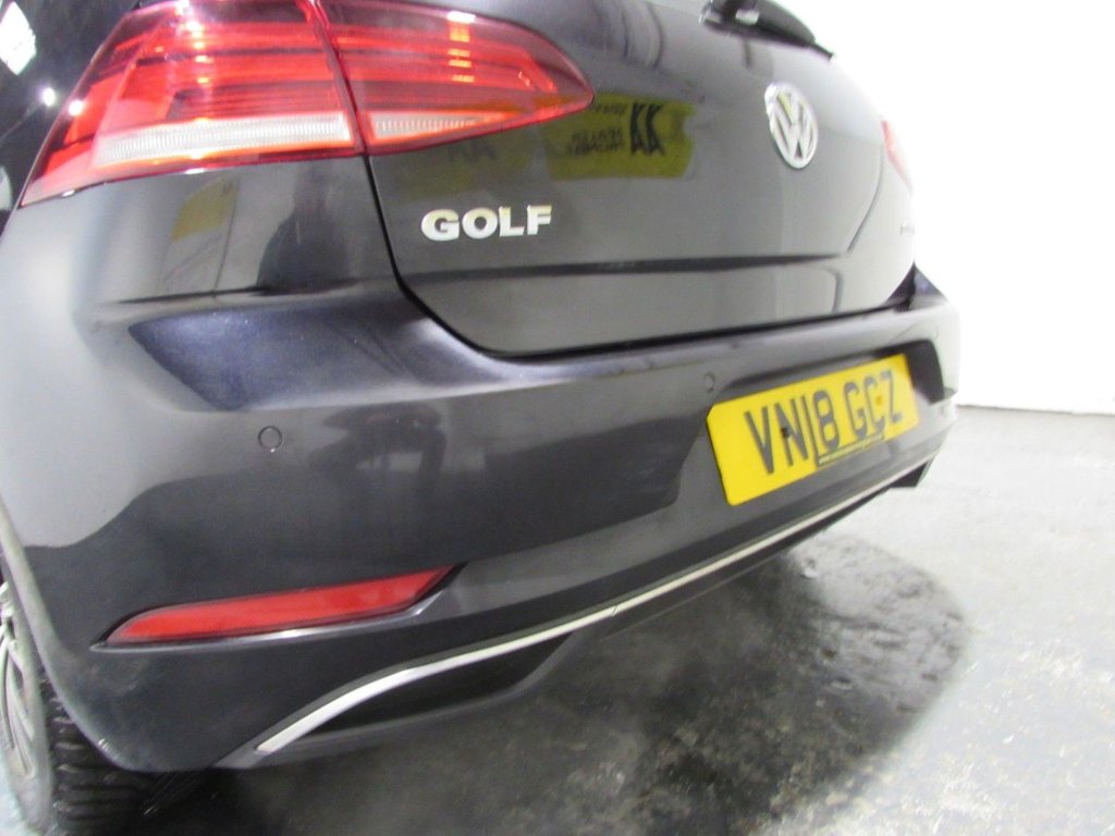 Used Volkswagen Golf 2018 for sale - 77693428: Photo 21