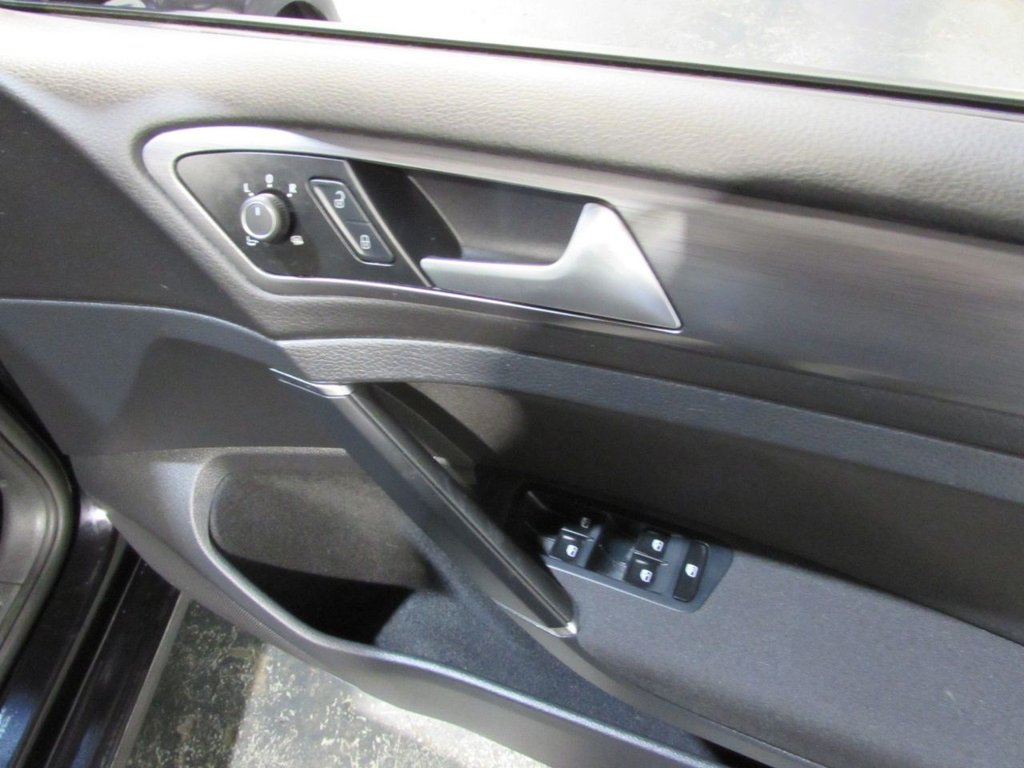 Used Volkswagen Golf 2018 for sale - 77693428: Photo 22