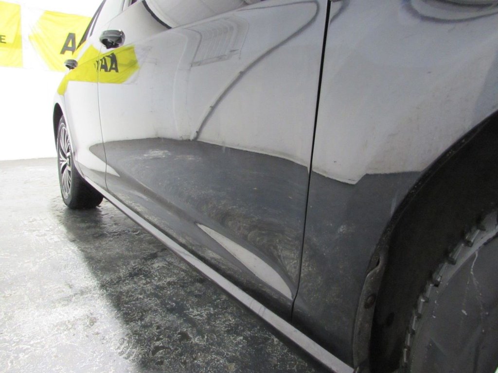 Used Volkswagen Golf 2018 for sale - 77693428: Photo 24