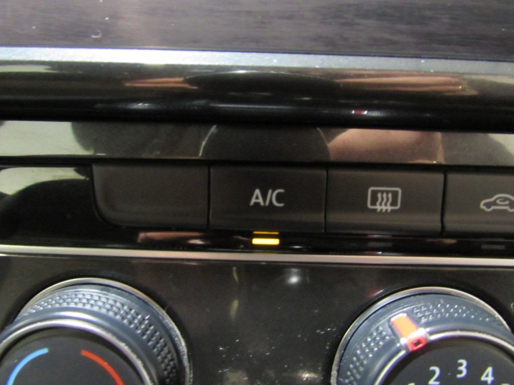 Used Volkswagen Golf 2018 for sale - 77693428: Photo 39