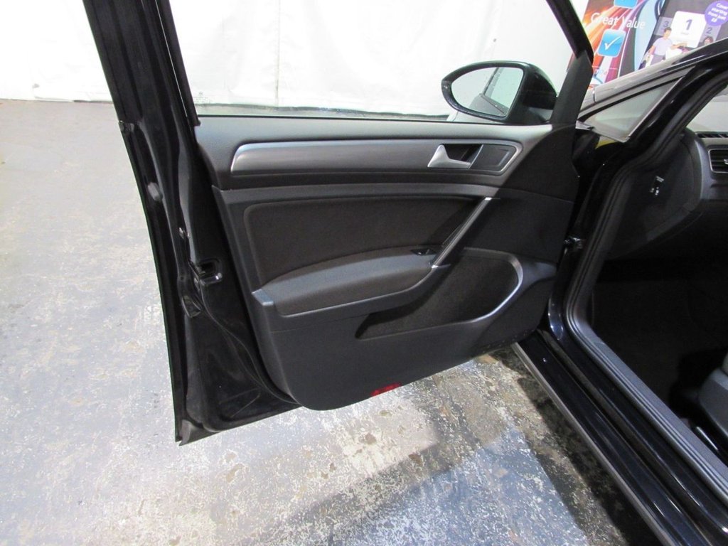 Used Volkswagen Golf 2018 for sale - 77693428: Photo 49