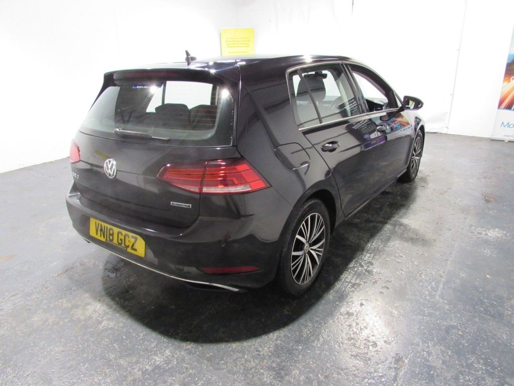Used Volkswagen Golf 2018 for sale - 77693428: Photo 6