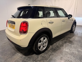 Used MINI Hatch 2018 for sale - 78806107: Photo
