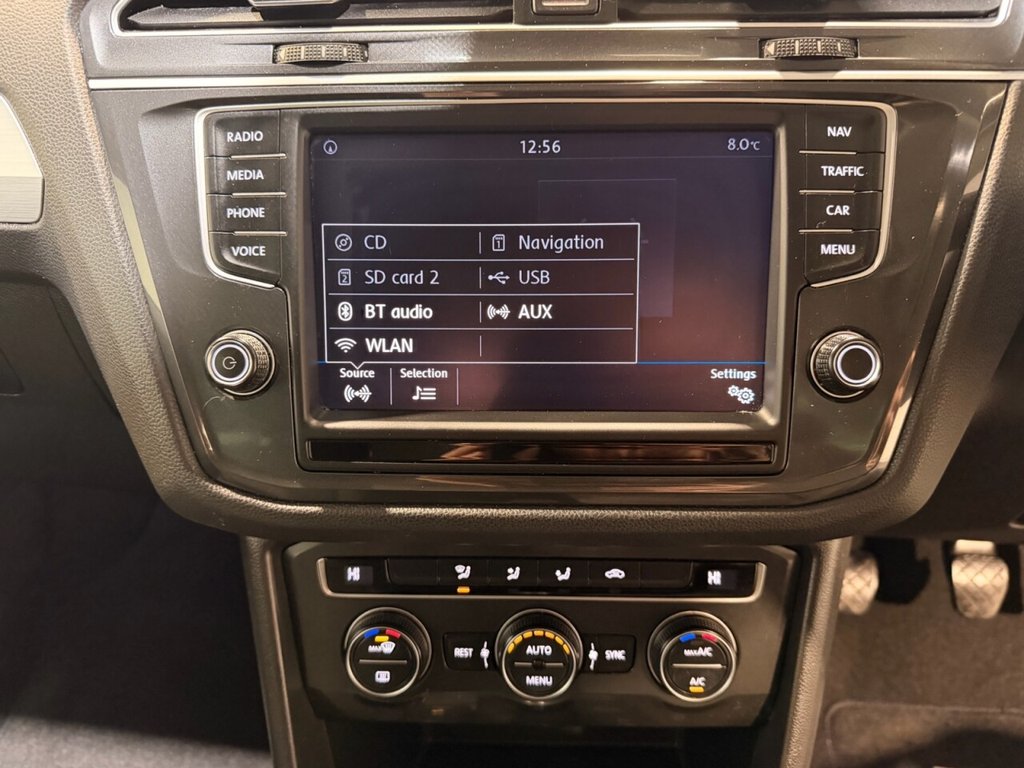 Used Volkswagen Tiguan 2016 for sale - 76546840: Photo 28