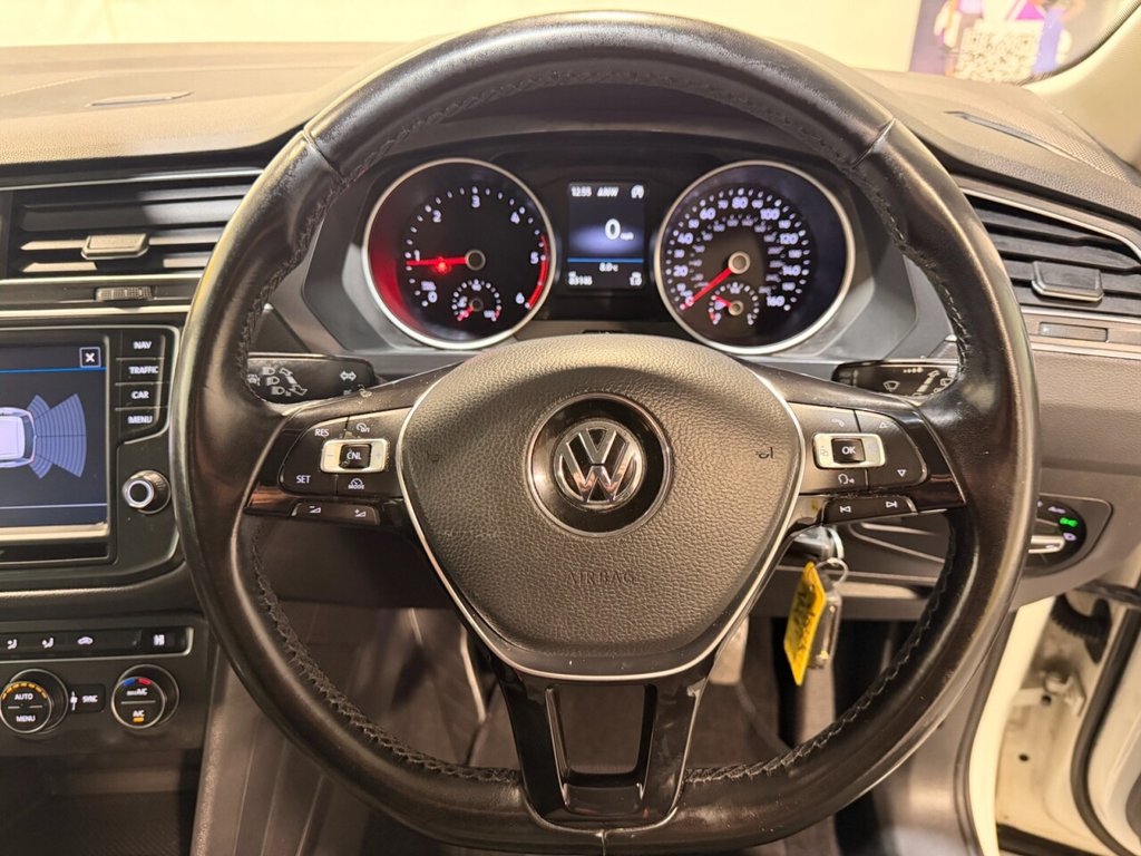 Used Volkswagen Tiguan 2016 for sale - 76546840: Photo 30