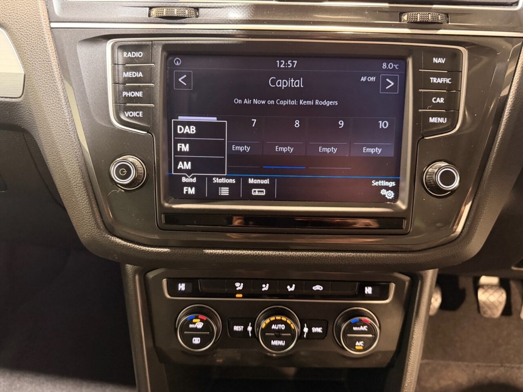 Used Volkswagen Tiguan 2016 for sale - 77101083: Photo 50