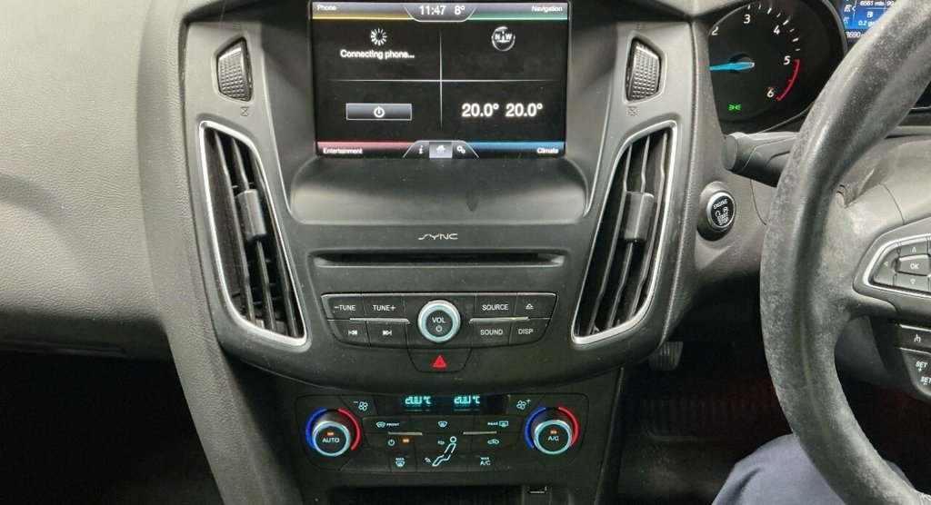 Used Ford Focus 2015 for sale - 77990963: Photo 11