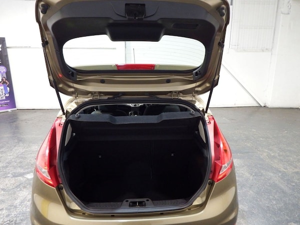 Used Ford Fiesta 2012 for sale - 76056669: Photo 38