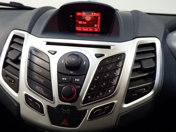 Used Ford Fiesta 2012 for sale - 76056669: Photo 45