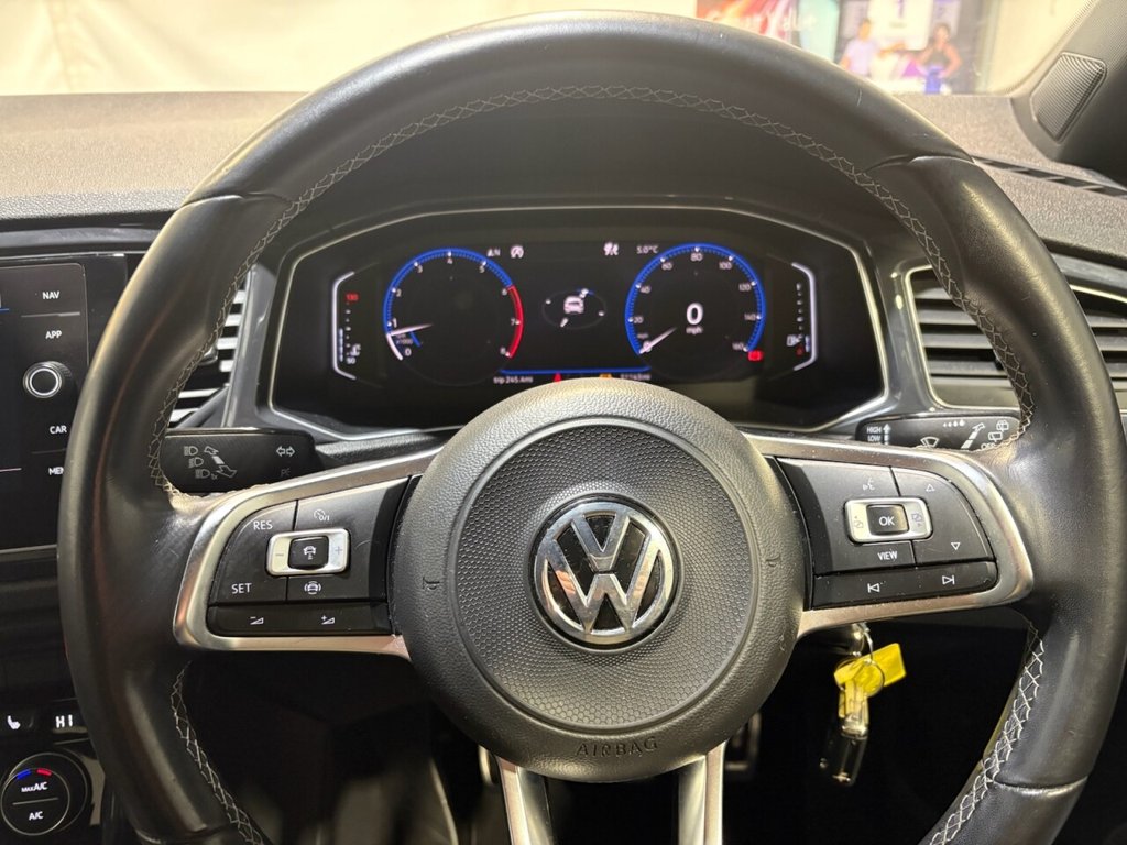 Used Volkswagen T-Roc 2018 for sale - 77547434: Photo 35