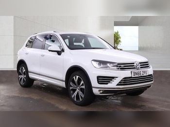 Used Volkswagen Touareg 2016 for sale - 79046870: Photo