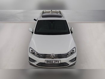 Used Volkswagen Touareg 2016 for sale - 79046870: Photo