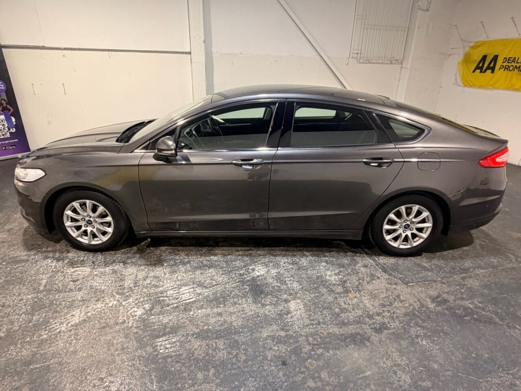 Used Ford Mondeo 2015 for sale - 77680933: Photo 32