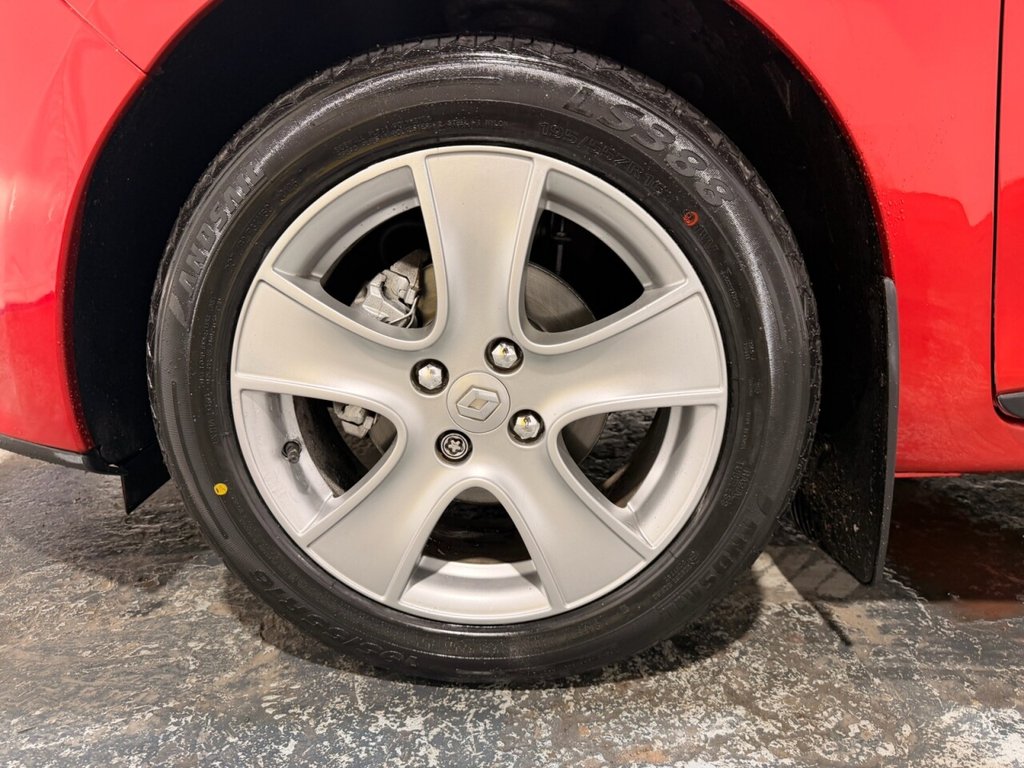 Used Renault Clio 2015 for sale - 77263371: Photo 50