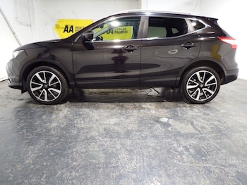 Used Nissan Qashqai 2016 for sale - 75444021: Photo