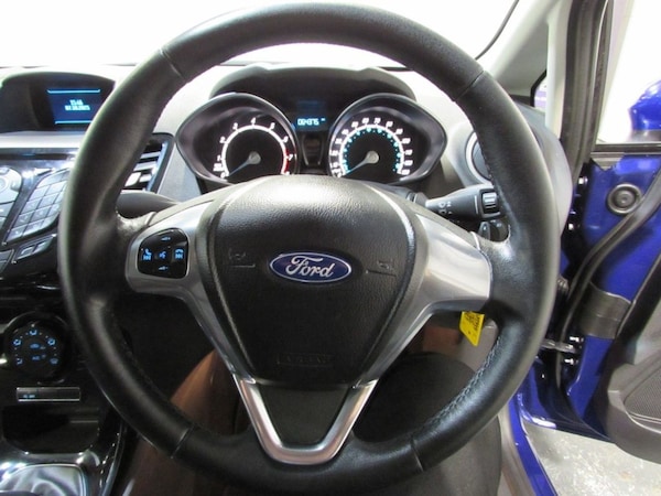 Used Ford Fiesta 2015 for sale - 76163490: Photo 10
