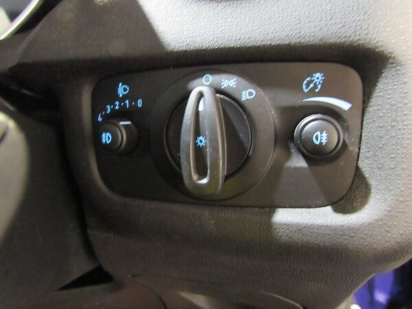 Used Ford Fiesta 2015 for sale - 76163490: Photo 43
