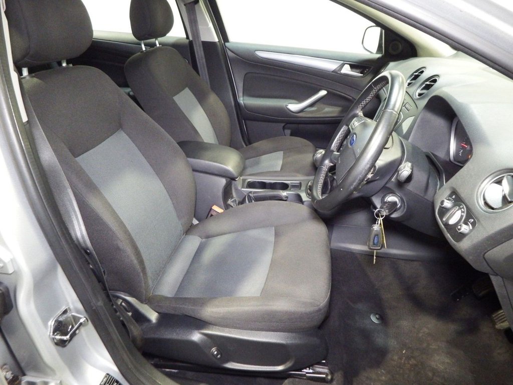 Used Ford Mondeo 2014 for sale - 76632071: Photo 32