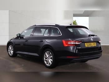 Used Skoda Superb 2018 for sale - 79884805: Photo