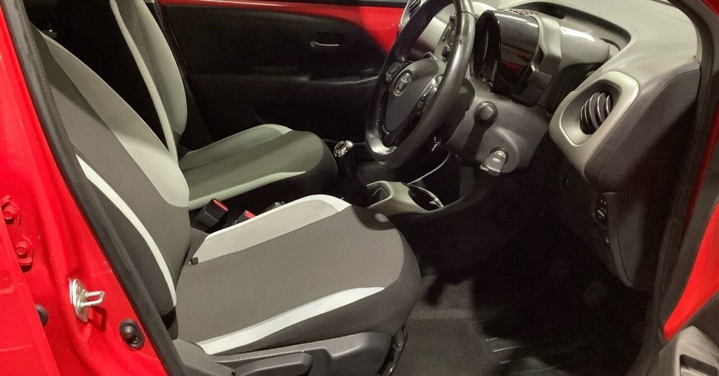 Used Toyota AYGO 2017 for sale - 77007455: Photo 17