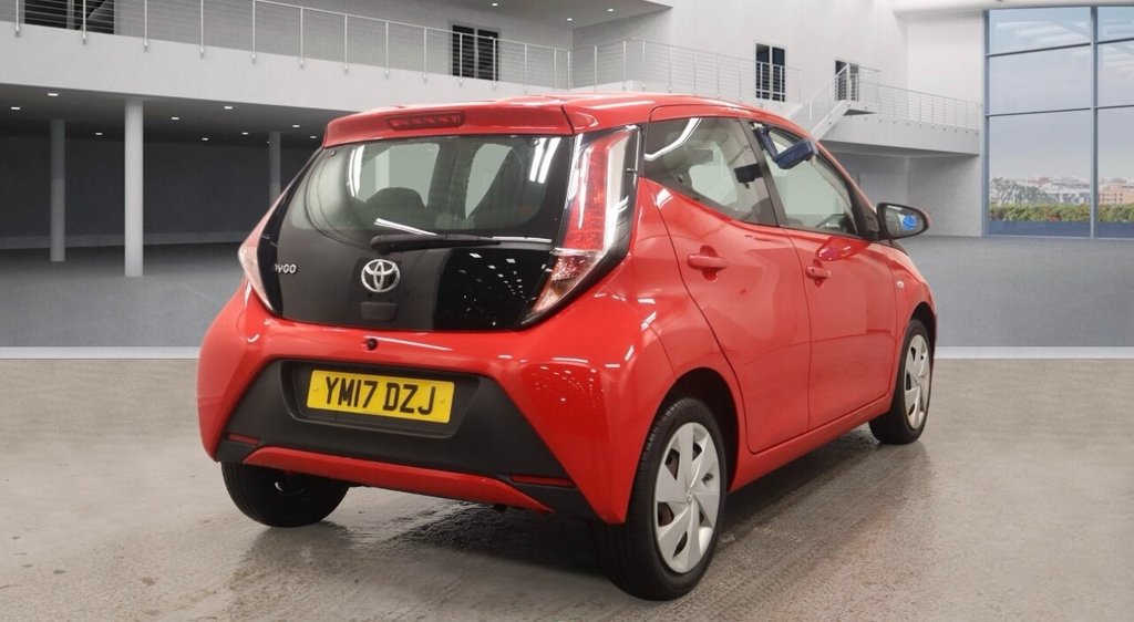 Used Toyota AYGO 2017 for sale - 77007455: Photo 2